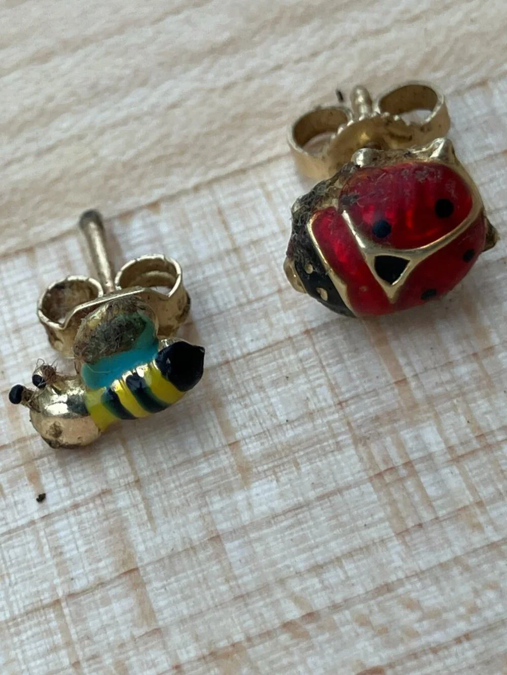 Vintage 14K Gold Italian Ladybug & Enamel Bee Mismatched Studs - Signed